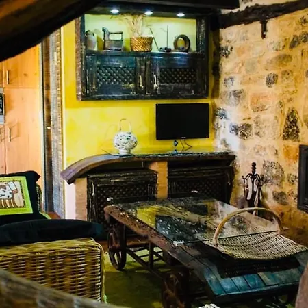 La Antigua Vaqueria Holiday home Aguilera